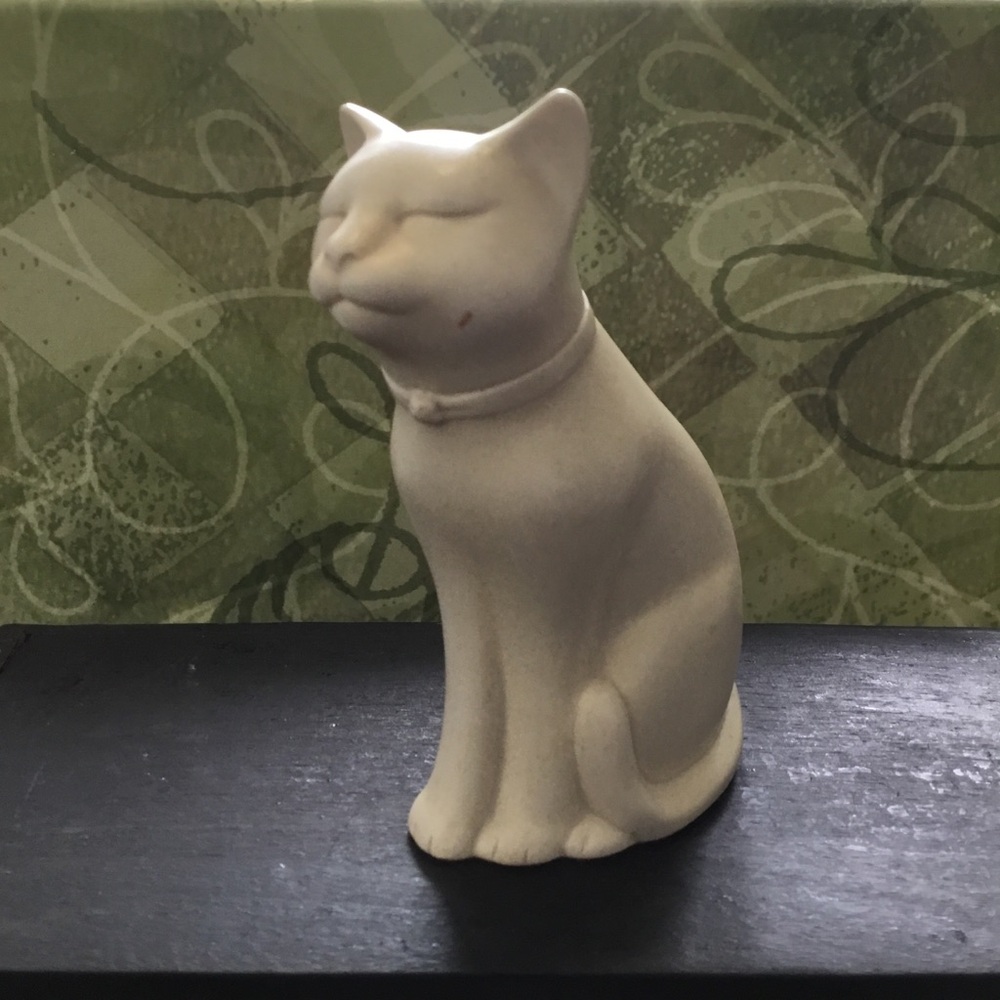 Vtg Sitting Cream Kitty Cat Stone Casting Figurine Eclipse Wales 4” Statue - Picture 2 of 8